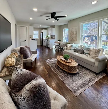 $315,000 | 5112 Maple Avenue, Mission, KS 66202