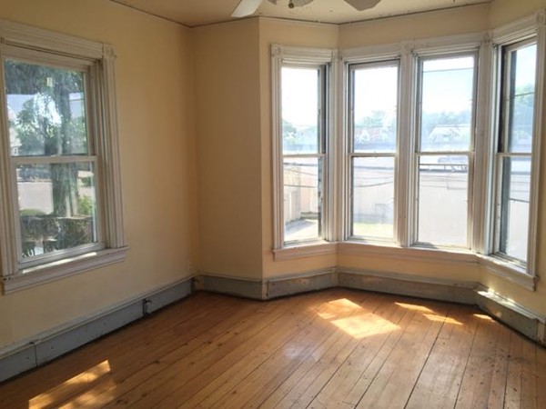 67 Ruggles Street Providence, RI 02908 - Photo 16 of 25 Gallery Image 16