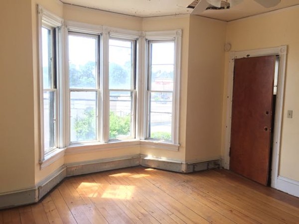 67 Ruggles Street Providence, RI 02908 - Photo 17 of 25 Gallery Image 17