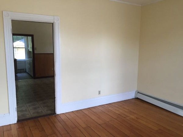 67 Ruggles Street Providence, RI 02908 - Photo 4 of 25 Gallery Image 4