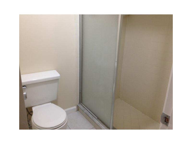 3119 Millwood Terrace, Unit 140M Boca Raton, FL 33431 - Photo 12 of 18 Bathroom Master