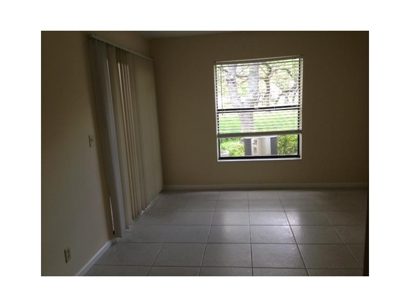 3119 Millwood Terrace, Unit 140M Boca Raton, FL 33431 - Photo 7 of 18 Bedroom Master