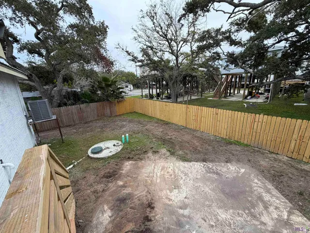 $399,000 | 198 Medical Lane, Grand Isle, LA 70358