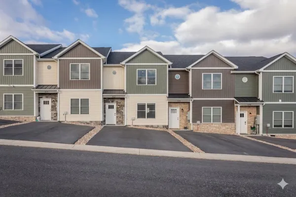 $307,000 | 612 Zephyr Drive, Harrisonburg, VA 22801