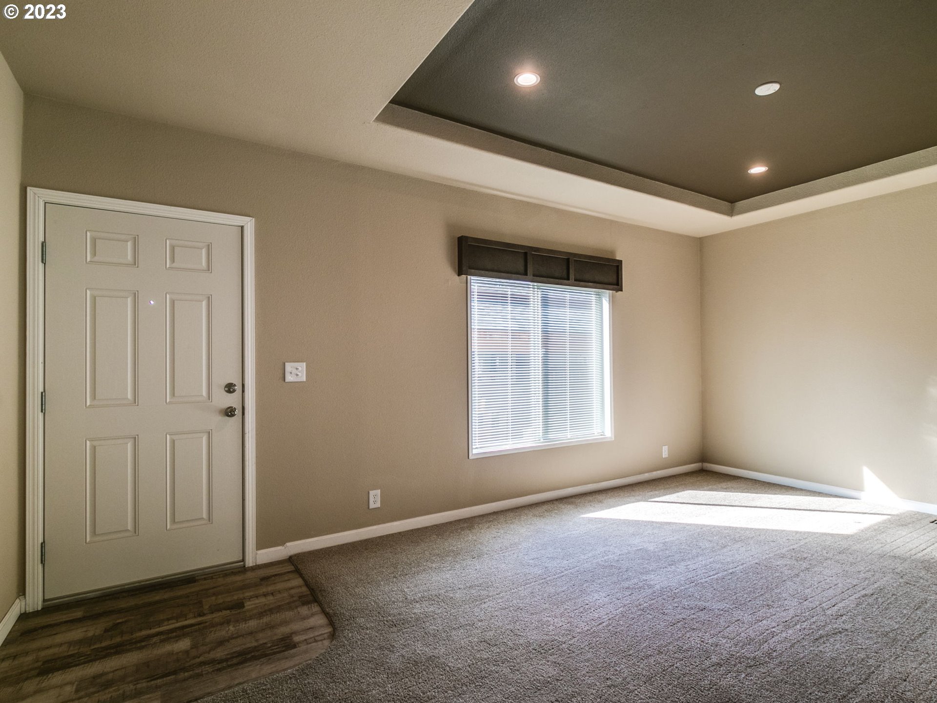 18780 South Central Point Road, Unit D Oregon City, OR 97045 - Photo 4 of 28 Gallery Image 4