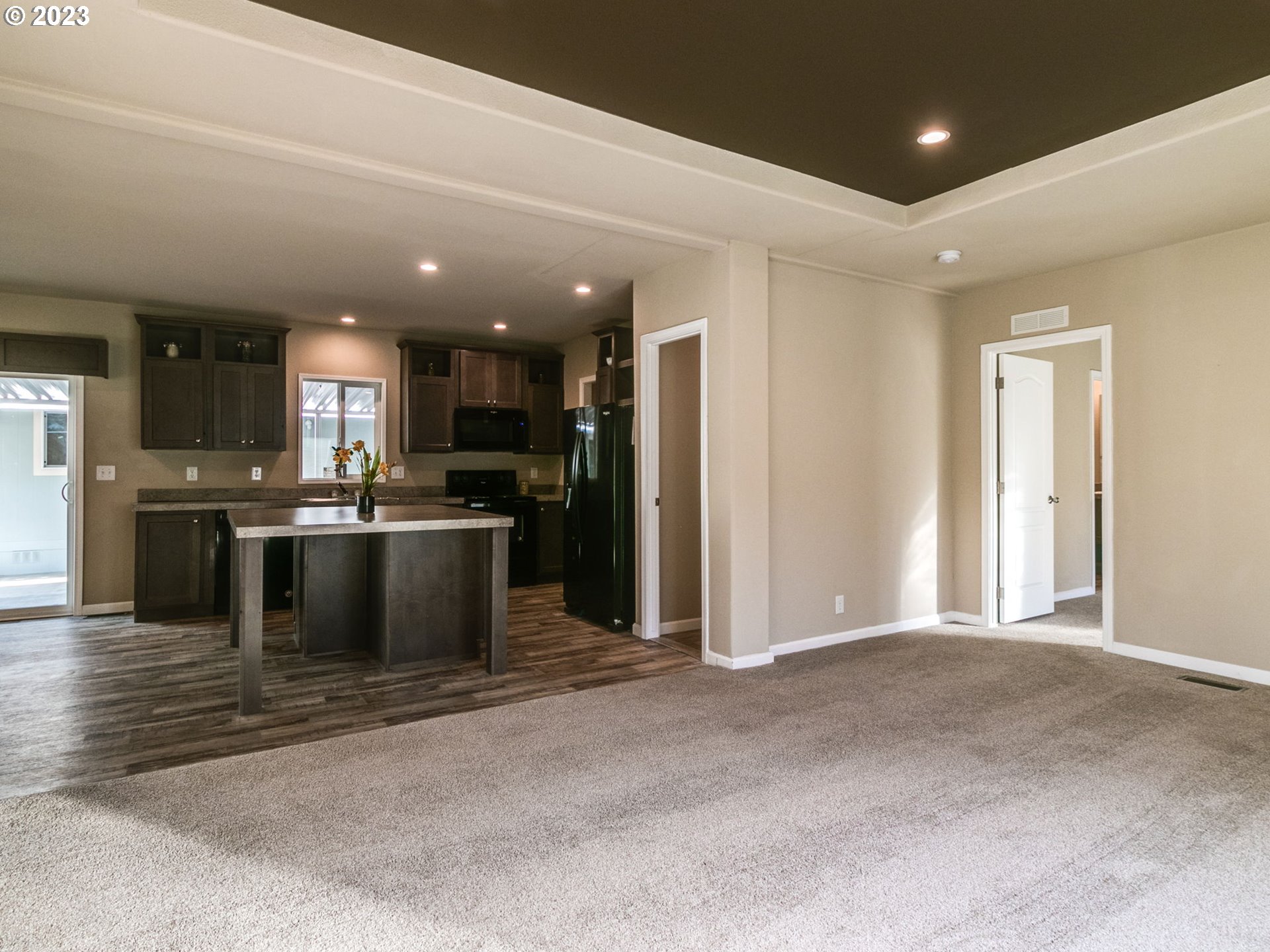 18780 South Central Point Road, Unit D Oregon City, OR 97045 - Photo 6 of 28 Gallery Image 6