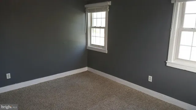 $1,100 | 302 3rd Street, Chesapeake City, MD 21915