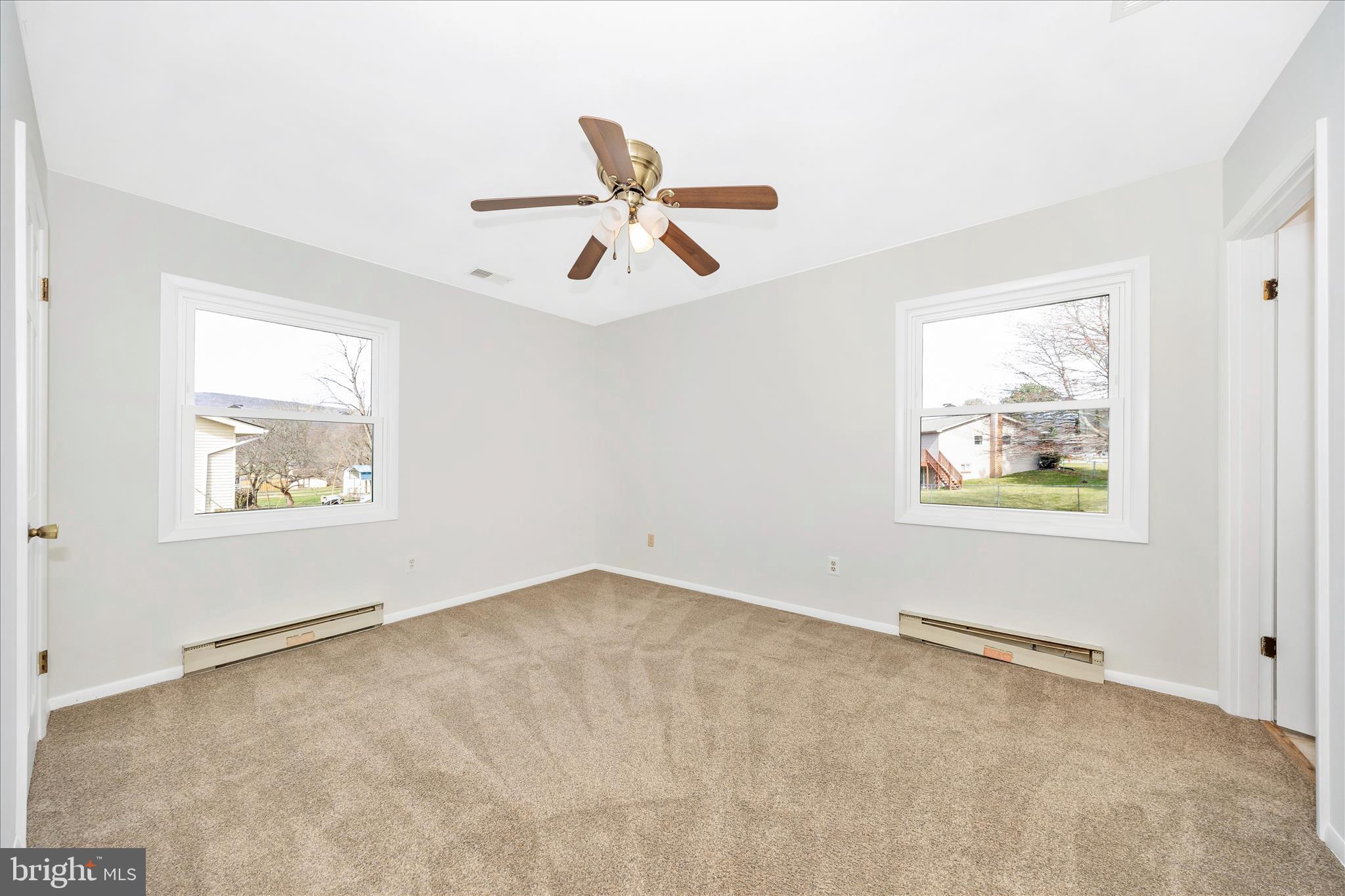 6802 Ruhland Drive Frederick, MD 21702 - Photo 19 of 52 Primary Bedroom