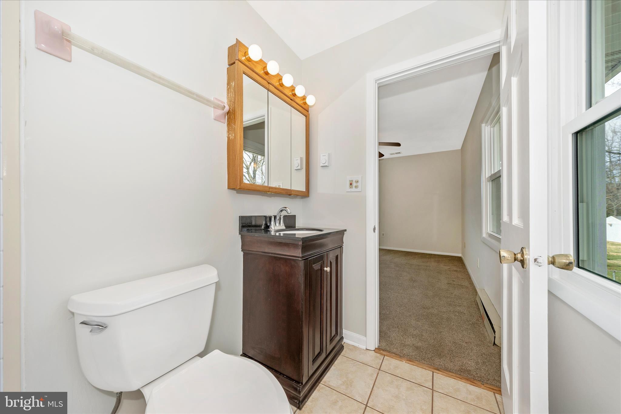 6802 Ruhland Drive Frederick, MD 21702 - Photo 22 of 52 Primary Bathroom