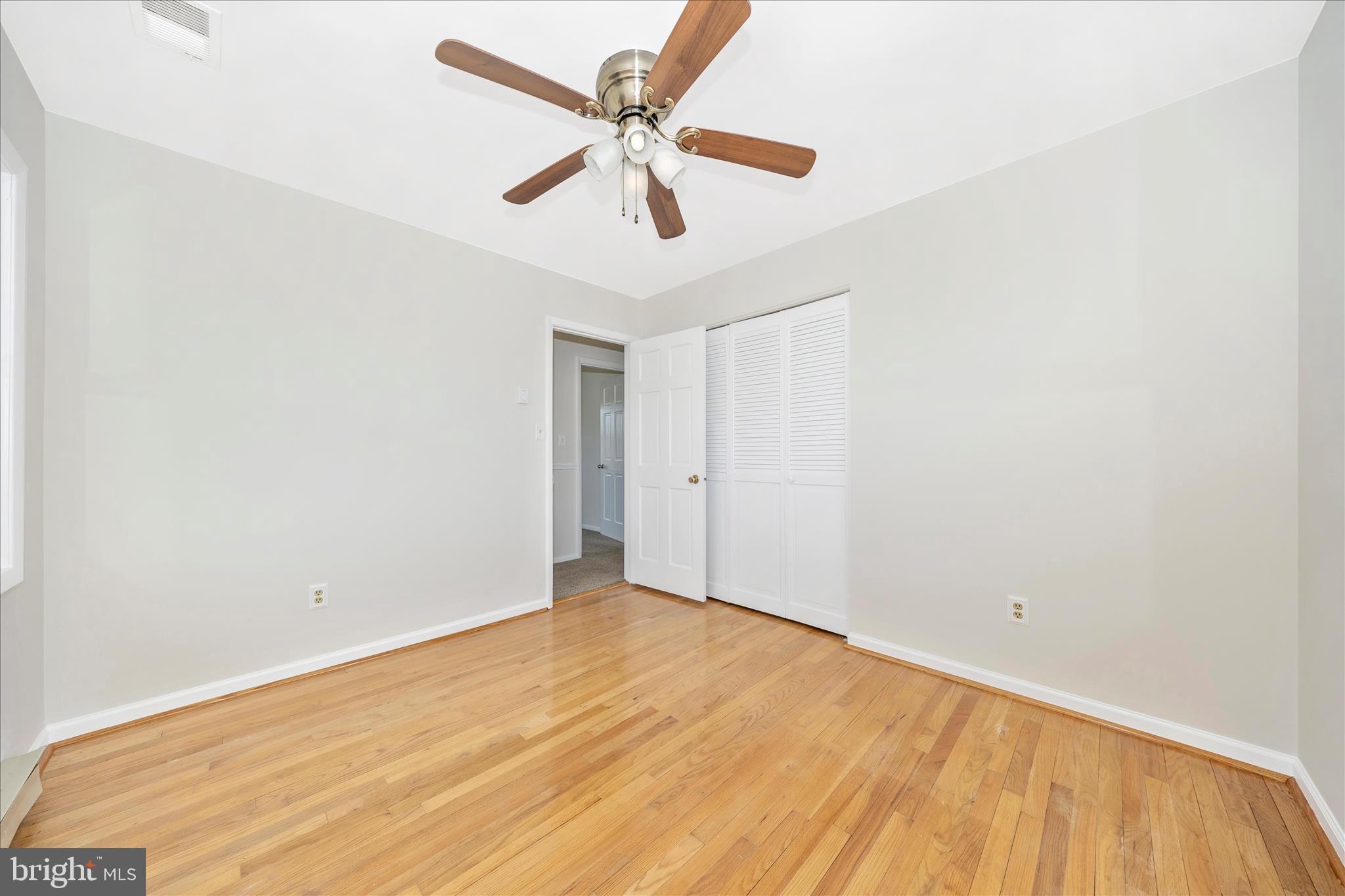 6802 Ruhland Drive Frederick, MD 21702 - Photo 26 of 52 Bedroom 3