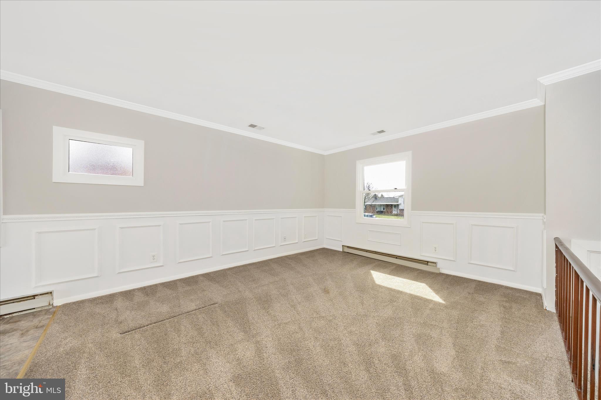 6802 Ruhland Drive Frederick, MD 21702 - Photo 5 of 52 Living Room
