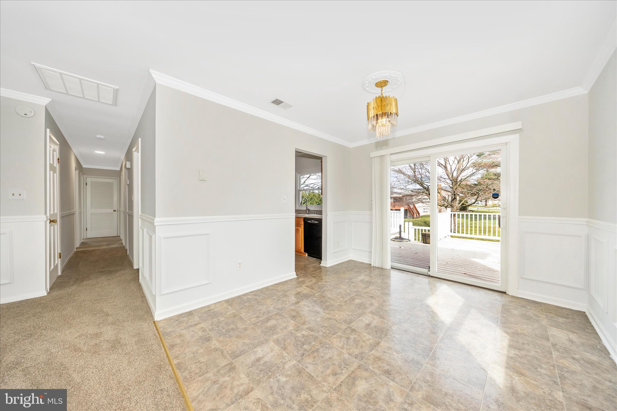 6802 Ruhland Drive Frederick, MD 21702 - Photo 8 of 52 Dining Room