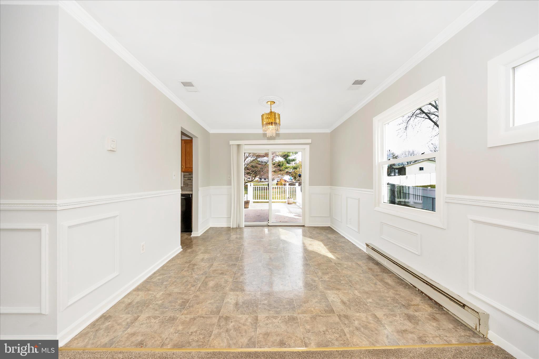 6802 Ruhland Drive Frederick, MD 21702 - Photo 9 of 52 Dining Room