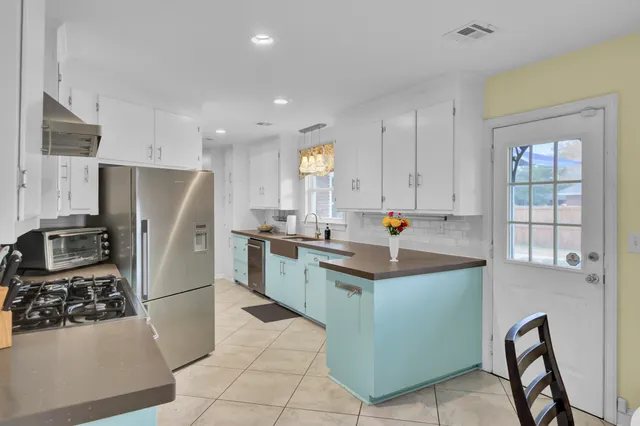 $849,000 | 4964 France Avenue, North Charleston, SC 29405