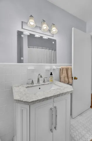 $849,000 | 4964 France Avenue, North Charleston, SC 29405