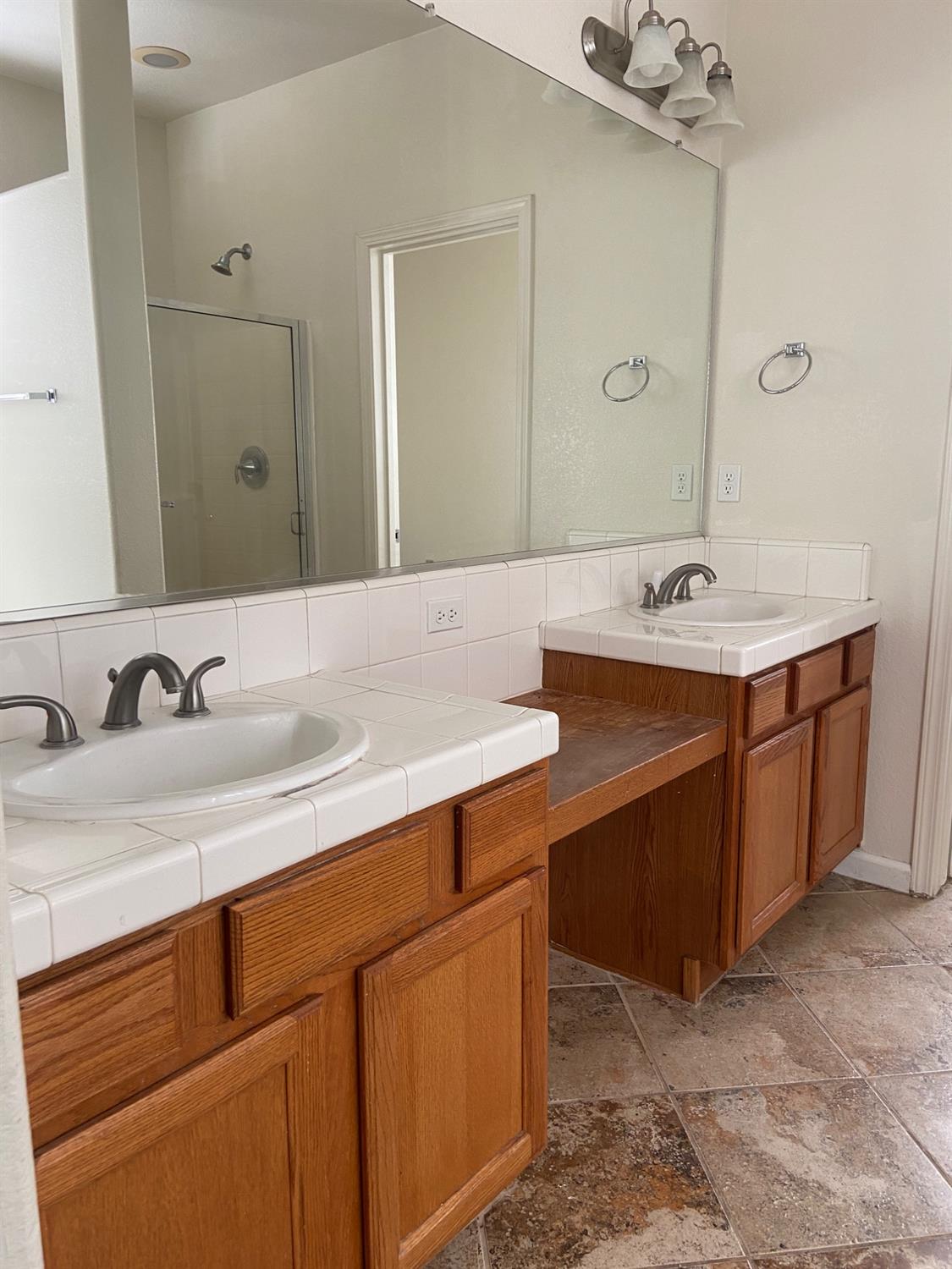 2165 North Sunny Lane Reedley, CA 93654 - Photo 18 of 26 Gallery Image 18