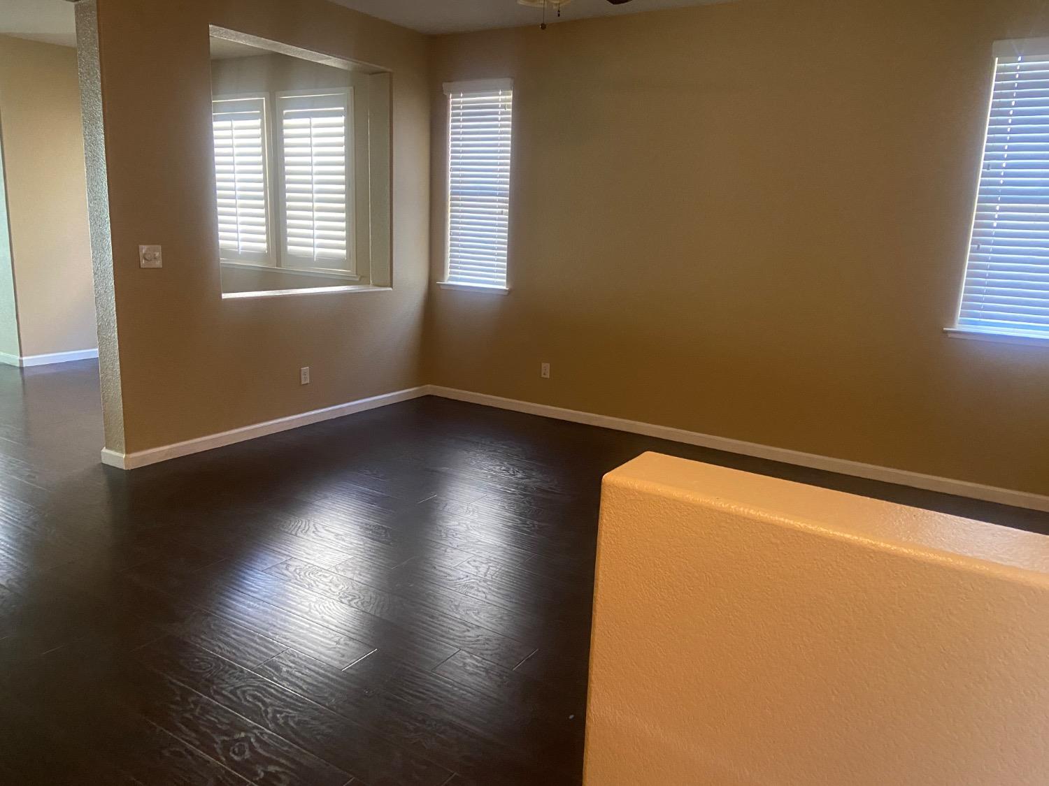 2165 North Sunny Lane Reedley, CA 93654 - Photo 4 of 26 Gallery Image 4