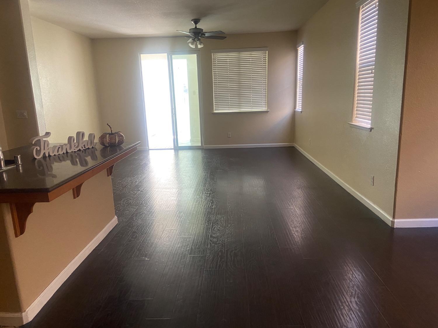 2165 North Sunny Lane Reedley, CA 93654 - Photo 6 of 26 Gallery Image 6