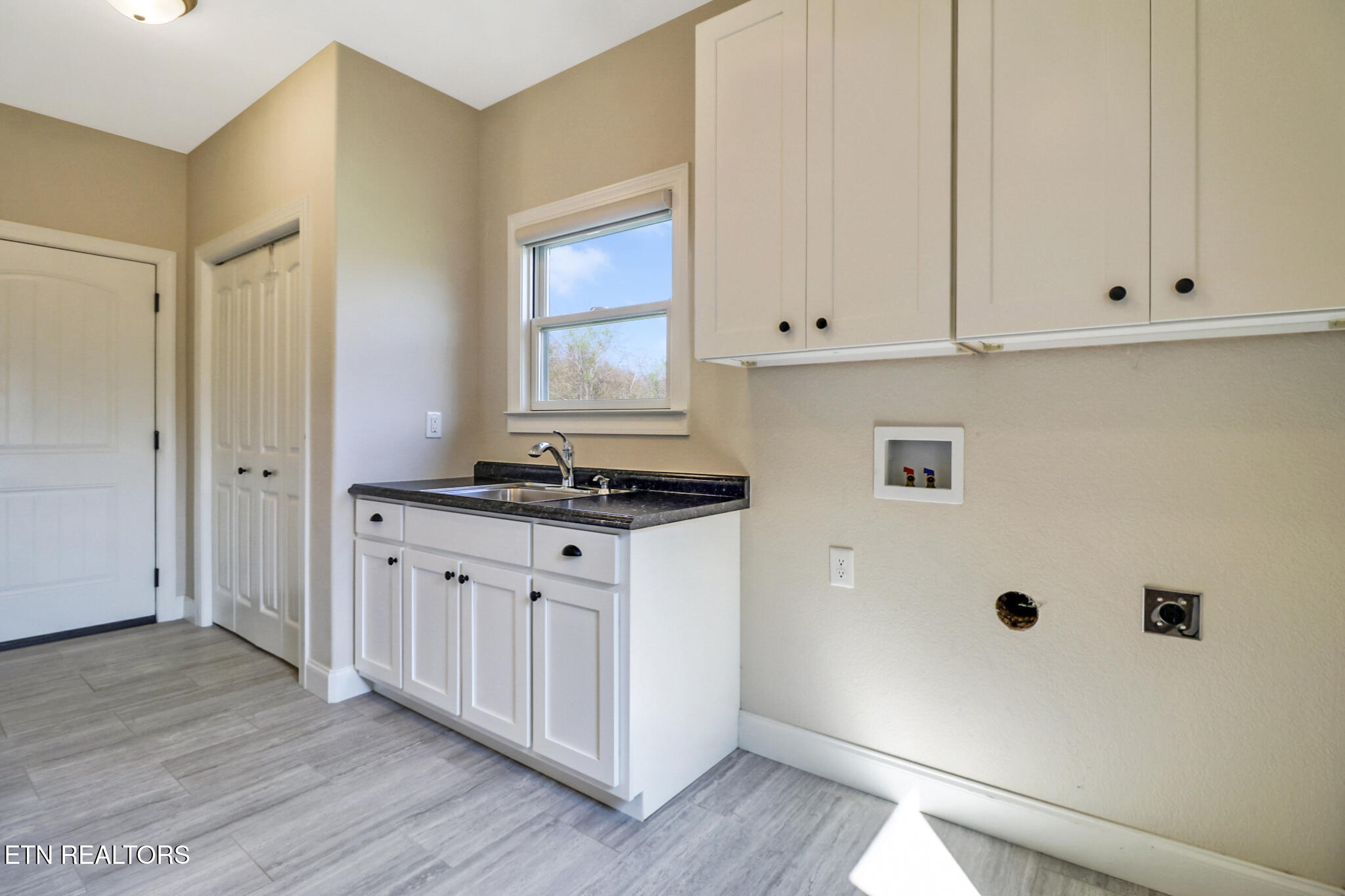 352 Eli Ford Road Crossville, TN 38571 - Photo 13 of 52 if1a1537-if1a1541