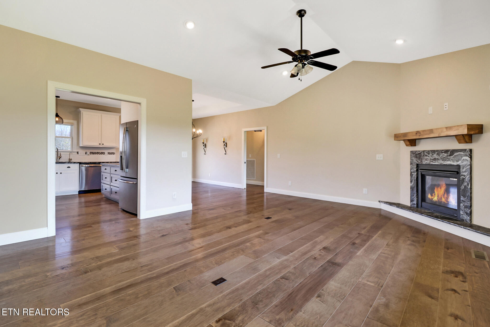 352 Eli Ford Road Crossville, TN 38571 - Photo 4 of 52 if1a1482-if1a1486_optional