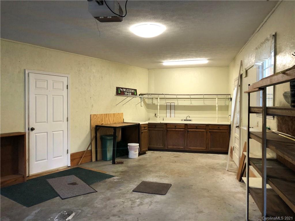 1652 Brookside Camp Road Hendersonville, NC 28792 - Photo 27 of 35 Gallery Image 27