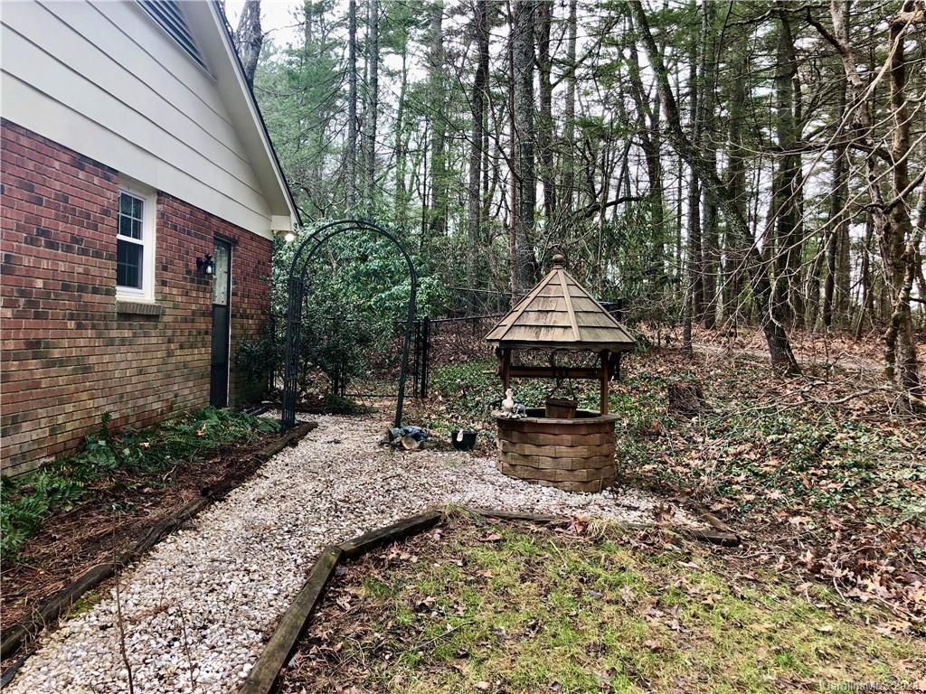 1652 Brookside Camp Road Hendersonville, NC 28792 - Photo 32 of 35 Gallery Image 32