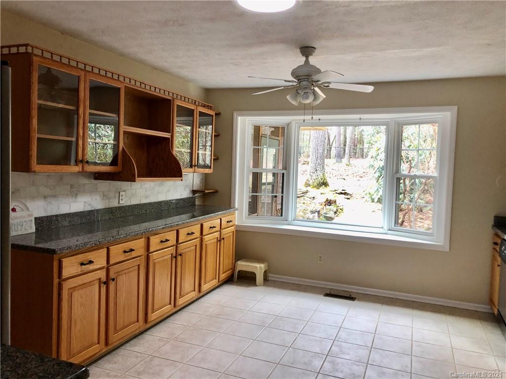 1652 Brookside Camp Road Hendersonville, NC 28792 - Photo 7 of 35 Gallery Image 7