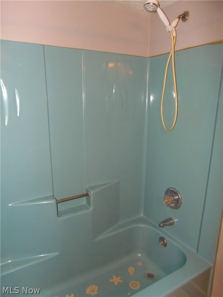 1115 Swartz Road Akron, OH 44306 - Photo 13 of 25