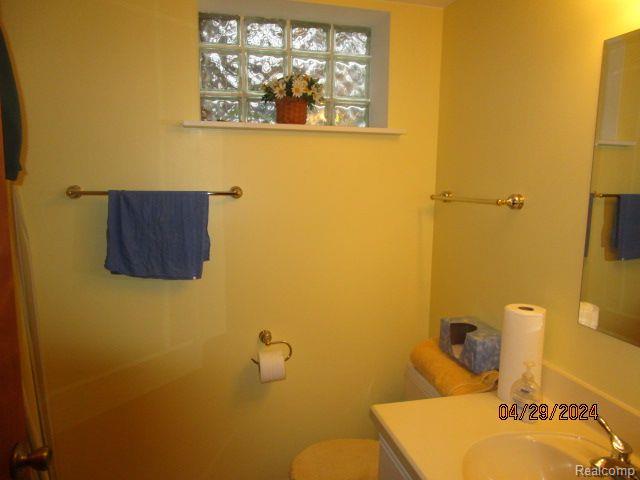 10103 Denton Hill Road Fenton, MI 48430 - Photo 9 of 15 Gallery Image 9