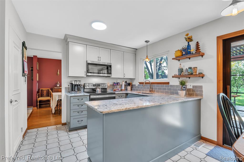 41815 Cherry Hill Road Novi, MI 48375 - Photo 15 of 57 Gallery Image 15