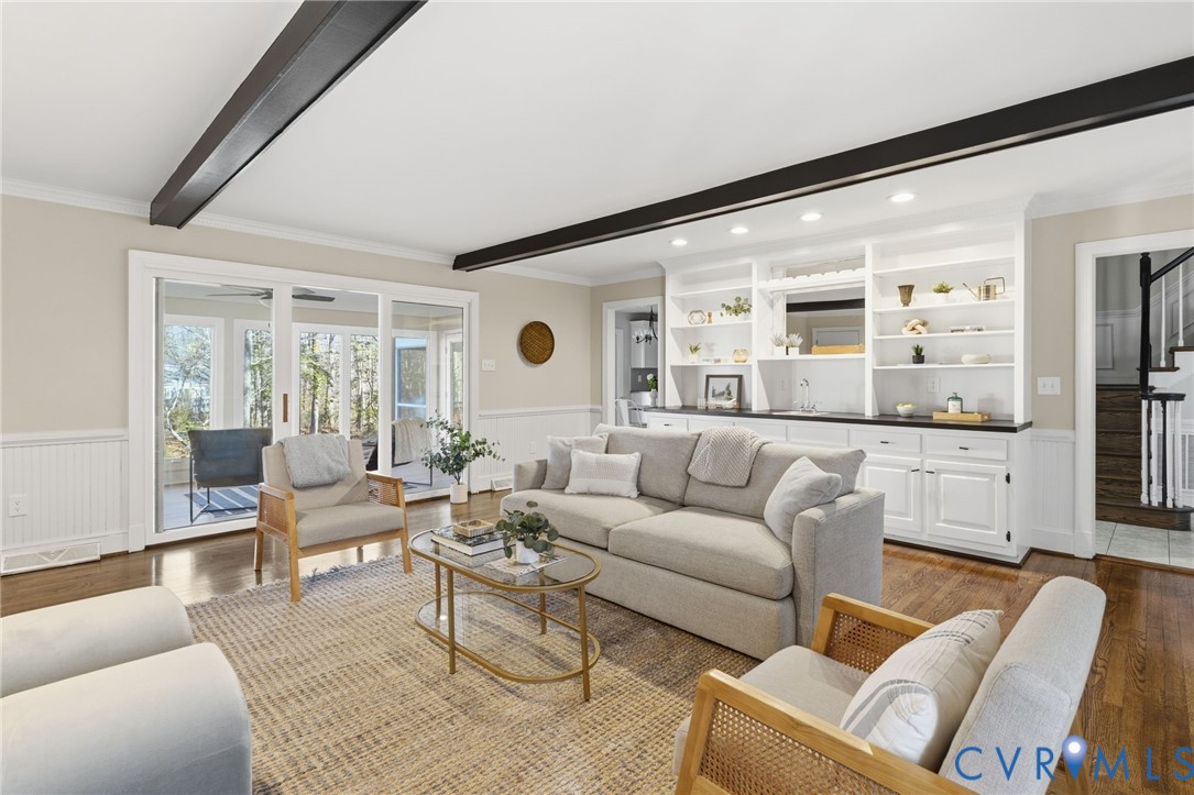6024 Watch Harbour Road Midlothian, VA 23112 - Photo 15 of 44 a living room with furniture and view of kitchen