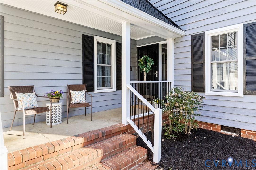 6024 Watch Harbour Road Midlothian, VA 23112 - Photo 4 of 44