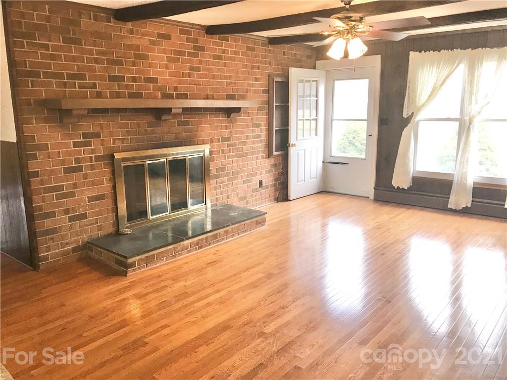 1423 Sink Farm Road Lexington, NC 27295 - Photo 5 of 31 Gallery Image 5