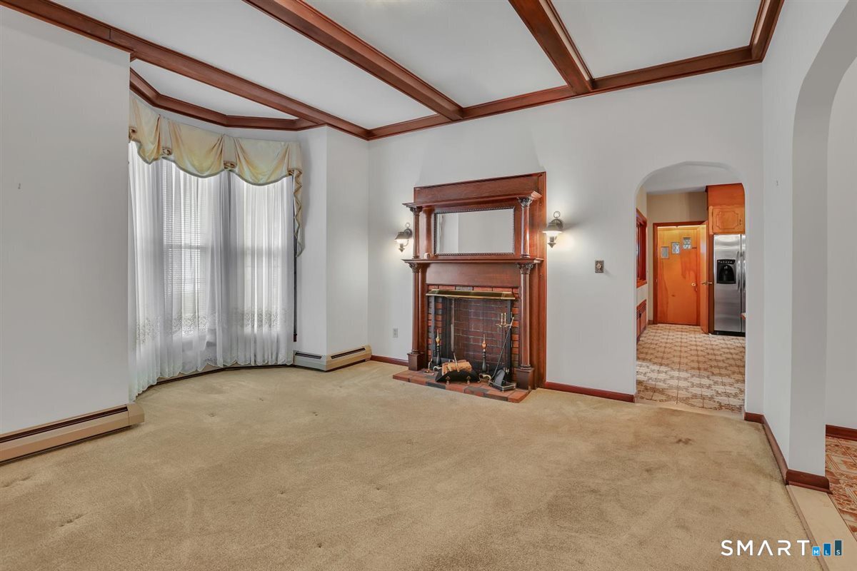 149 Spring Street Middletown, CT 06457 - Photo 7 of 32 Gallery Image 7