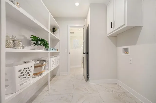 $679,900 | 3141 Southwest Summit View Trail, Lee's Summit, MO 64082