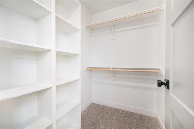 $679,900 | 3141 Southwest Summit View Trail, Lee's Summit, MO 64082