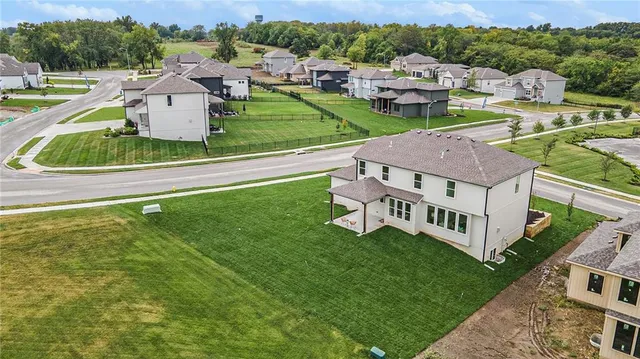 $679,900 | 3141 Southwest Summit View Trail, Lee's Summit, MO 64082