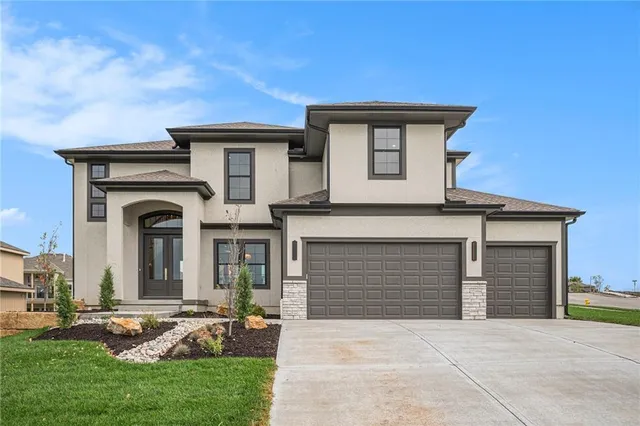 $679,900 | 3141 Southwest Summit View Trail, Lee's Summit, MO 64082