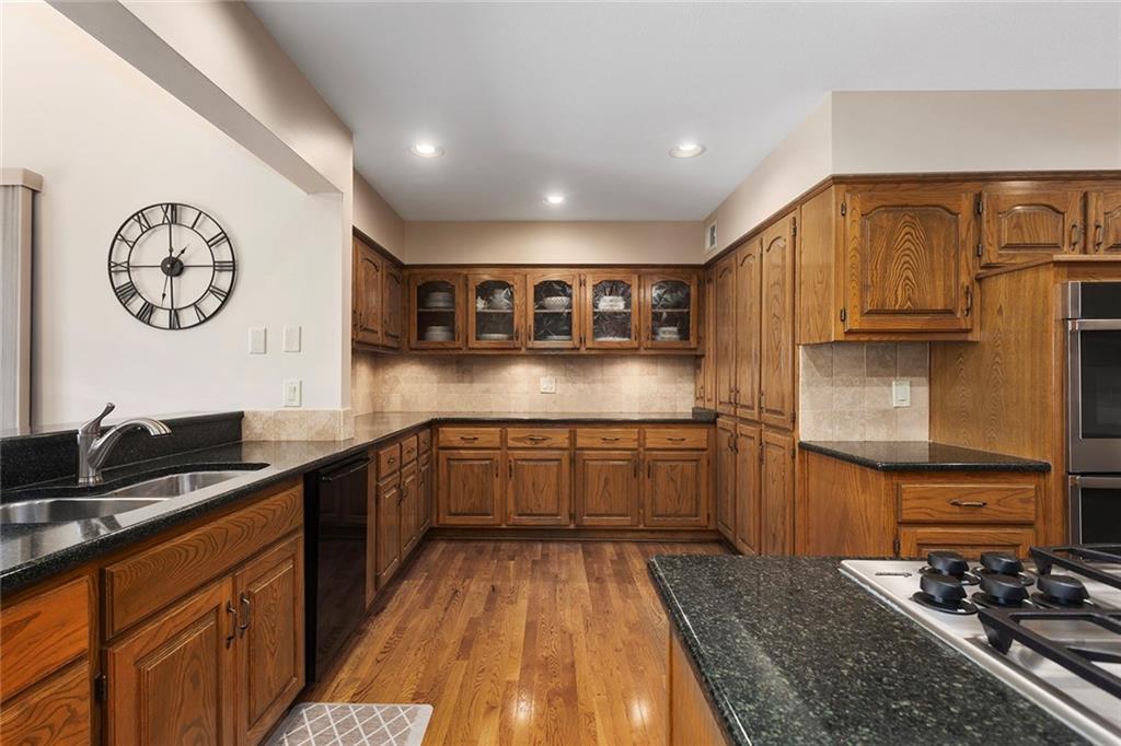 8917 Lambert Drive Lee's Summit, MO 64064 - Photo 14 of 64