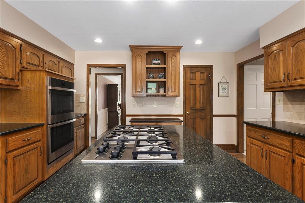 8917 Lambert Drive Lee's Summit, MO 64064 - Photo 15 of 64