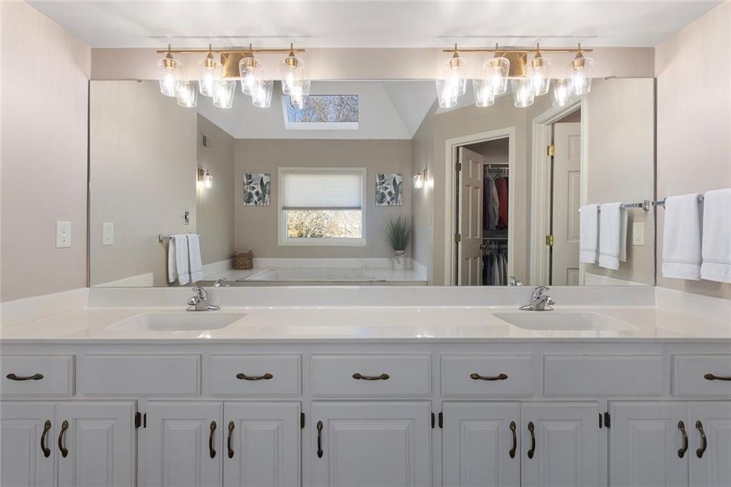 8917 Lambert Drive Lee's Summit, MO 64064 - Photo 25 of 64