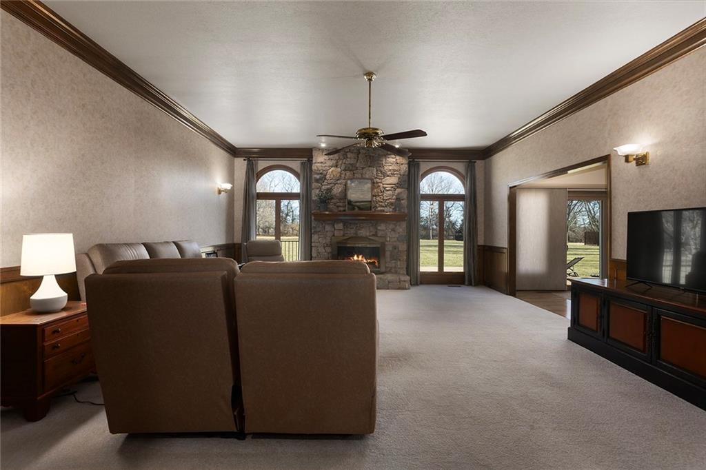 8917 Lambert Drive Lee's Summit, MO 64064 - Photo 9 of 64