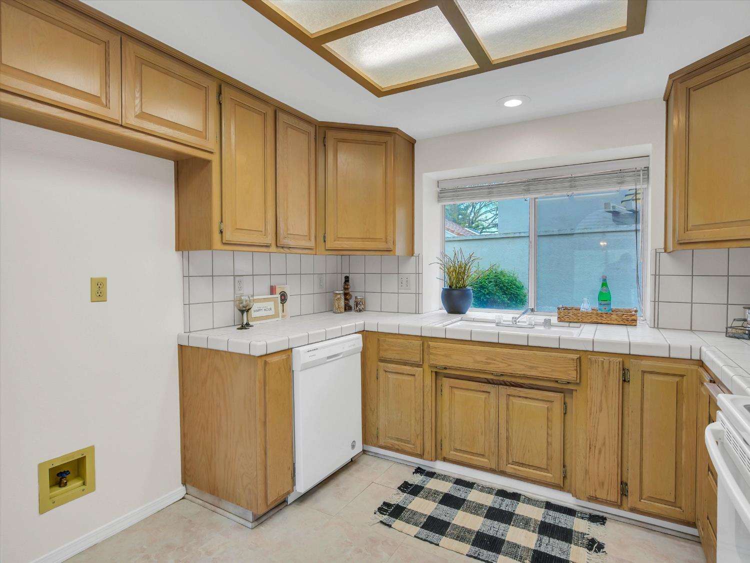 1104 Copper Cottage Lane Modesto, CA 95355 - Photo 11 of 48