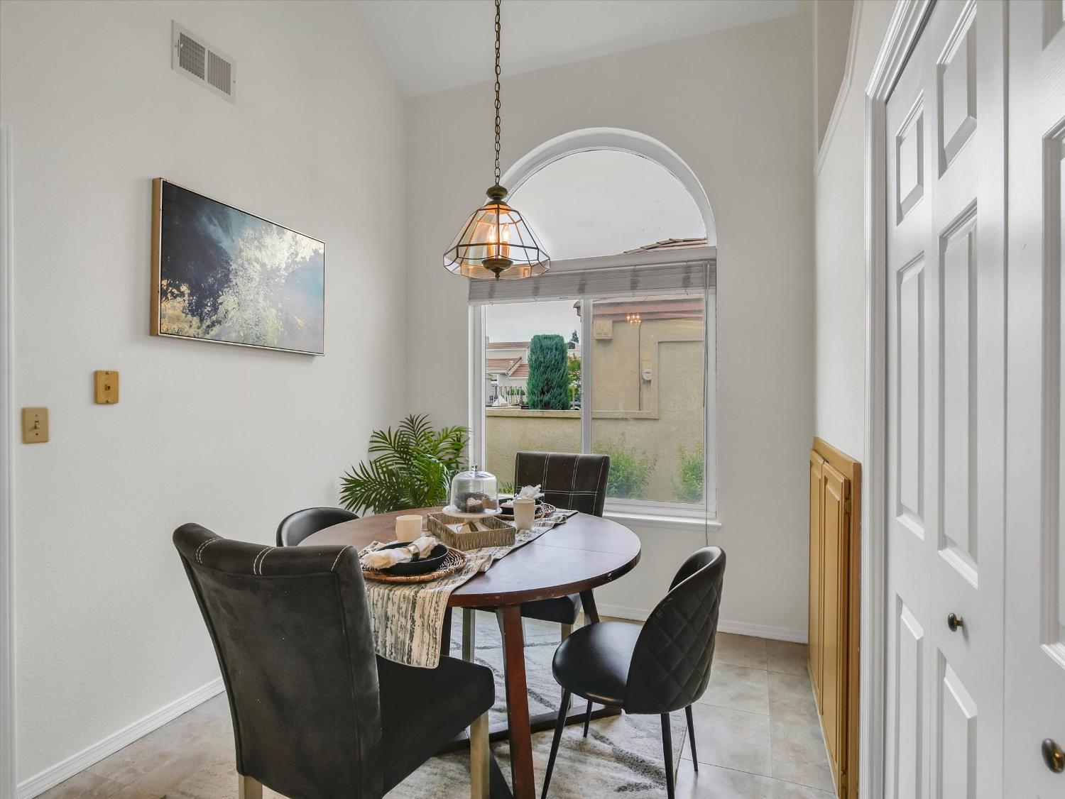 1104 Copper Cottage Lane Modesto, CA 95355 - Photo 13 of 48