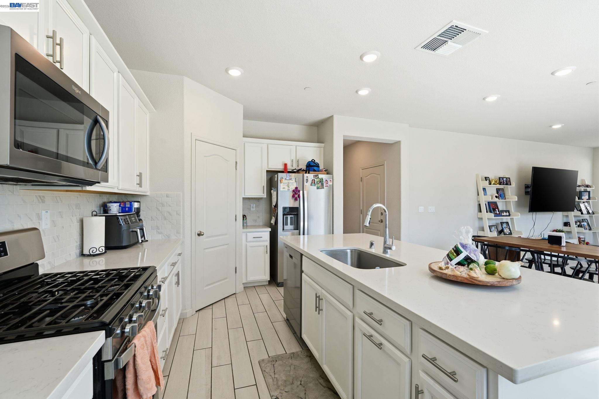 3134 Feather Road Manteca, CA 95337 - Photo 50 of 74