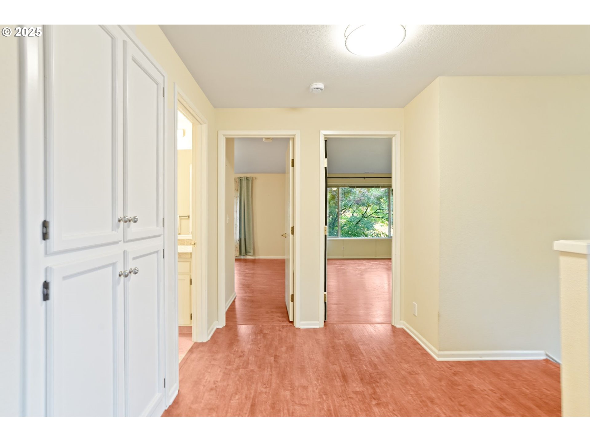 6679 Huntington Circle Southeast Salem, OR 97306 - Photo 27 of 45 a view interior of the house and wooden floor