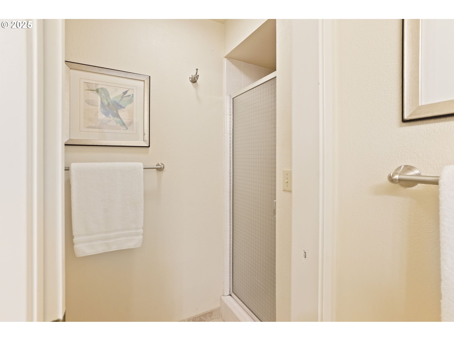 6679 Huntington Circle Southeast Salem, OR 97306 - Photo 34 of 45 a picture of wall painting on the wall