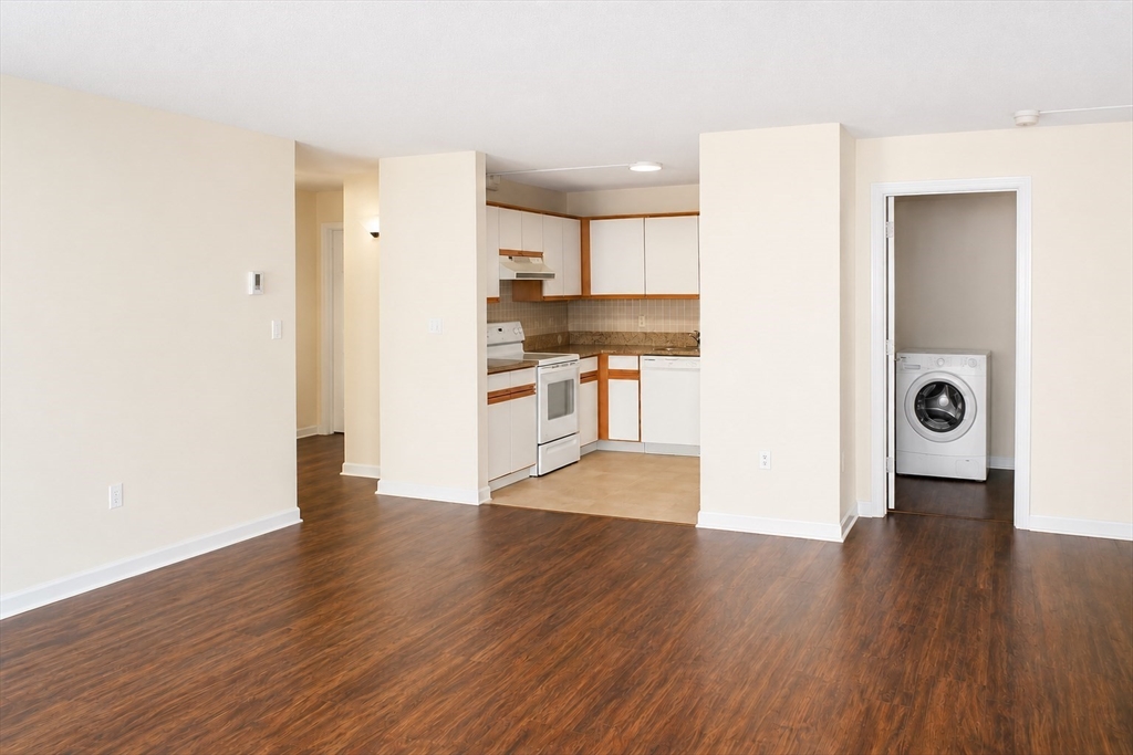 10 Rutledge Street, Unit 1B Worcester, MA 01604 - Photo 7 of 13