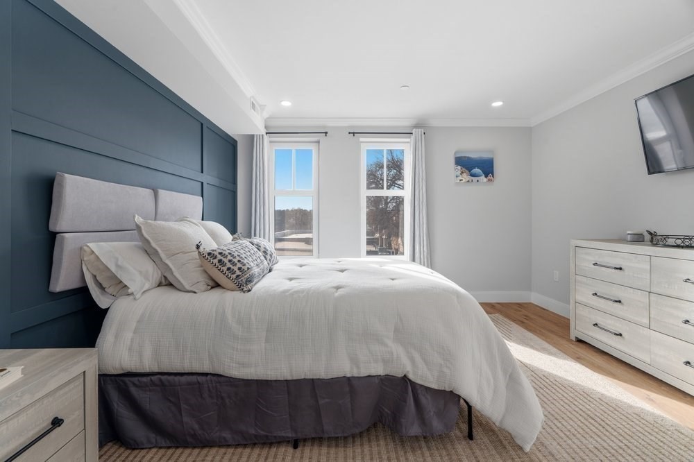 1721 Centre Street, Unit 304 Boston, MA 02132 - Photo 19 of 33