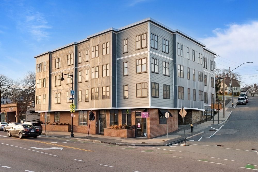 1721 Centre Street, Unit 304 Boston, MA 02132 - Photo 29 of 33